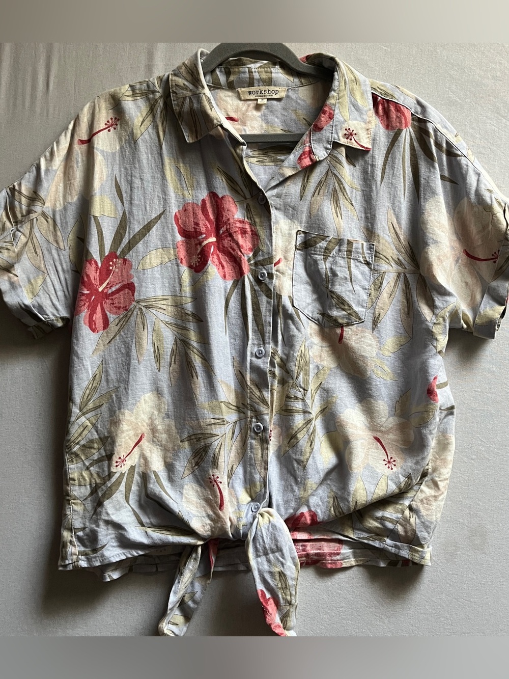 Workshop Republic Linen Blend Grey Red Hibiscus Floral Short Sleeve Shirt M
